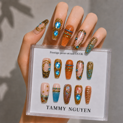 Press-on Nails Haunted Gem