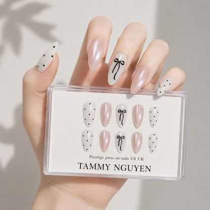 Press On Nail Cute Black Bow