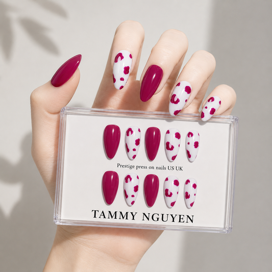 Press On Nail Sweet Berry Cow