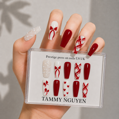 Press On Nail Scarlet Ribbon
