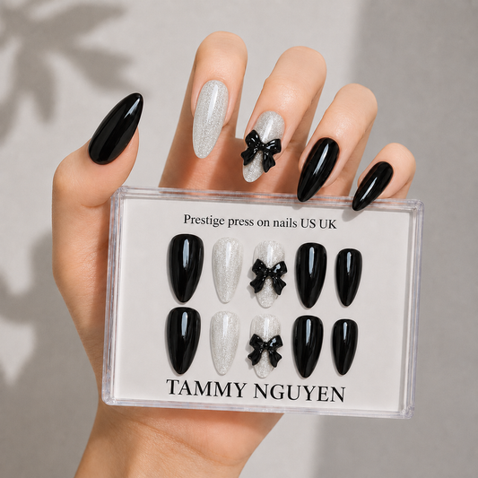 Press-on Nails Noir Ribbon