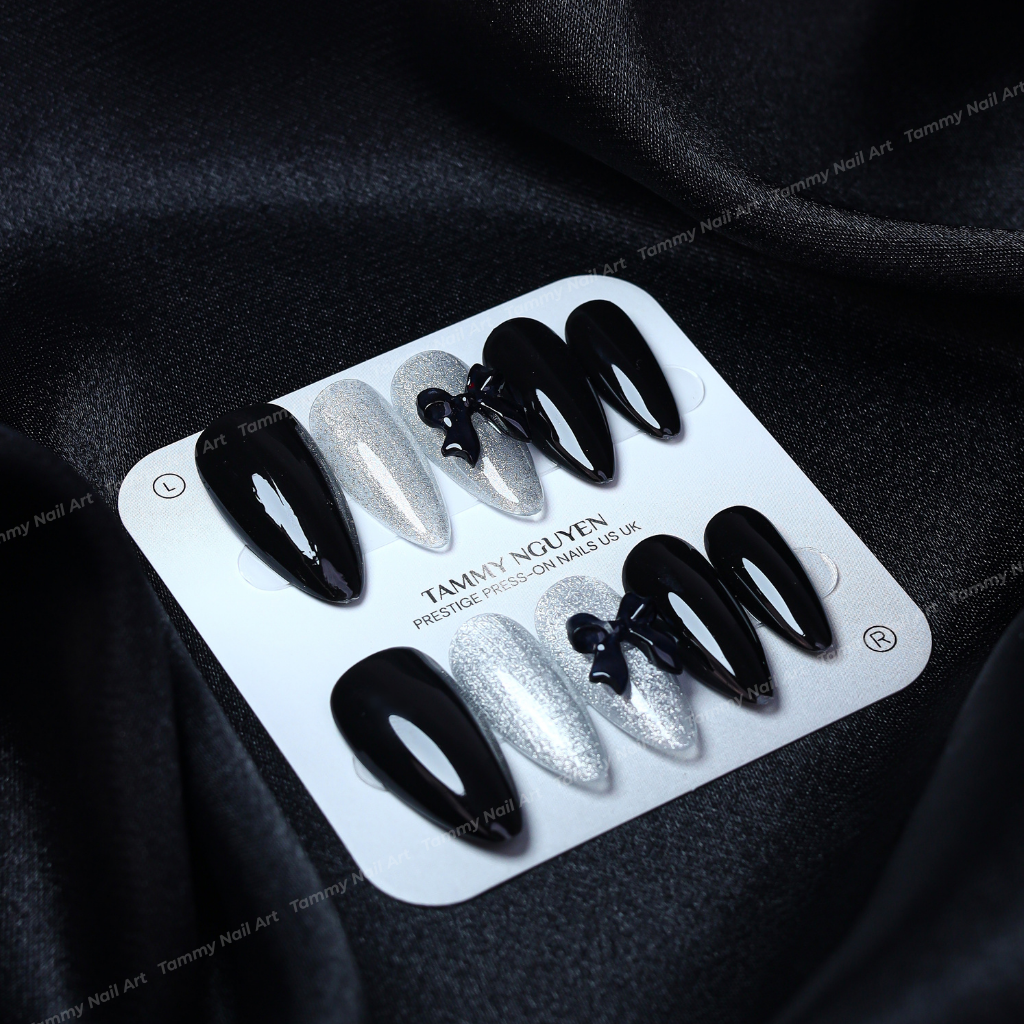 Press-on Nails Noir Ribbon