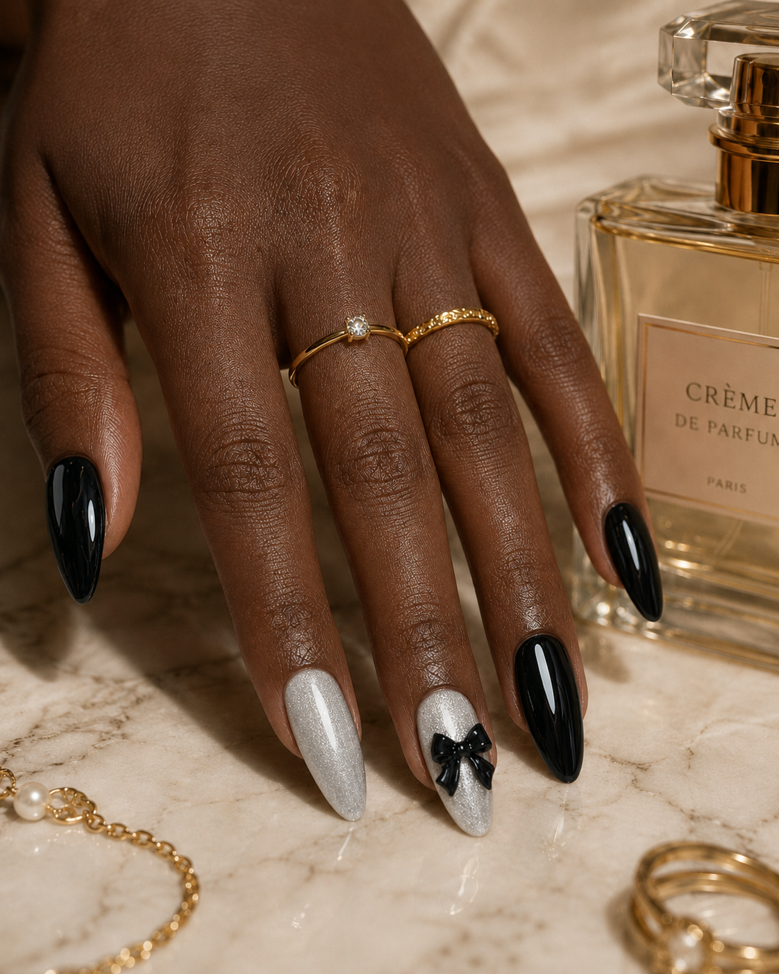 Press-on Nails Noir Ribbon