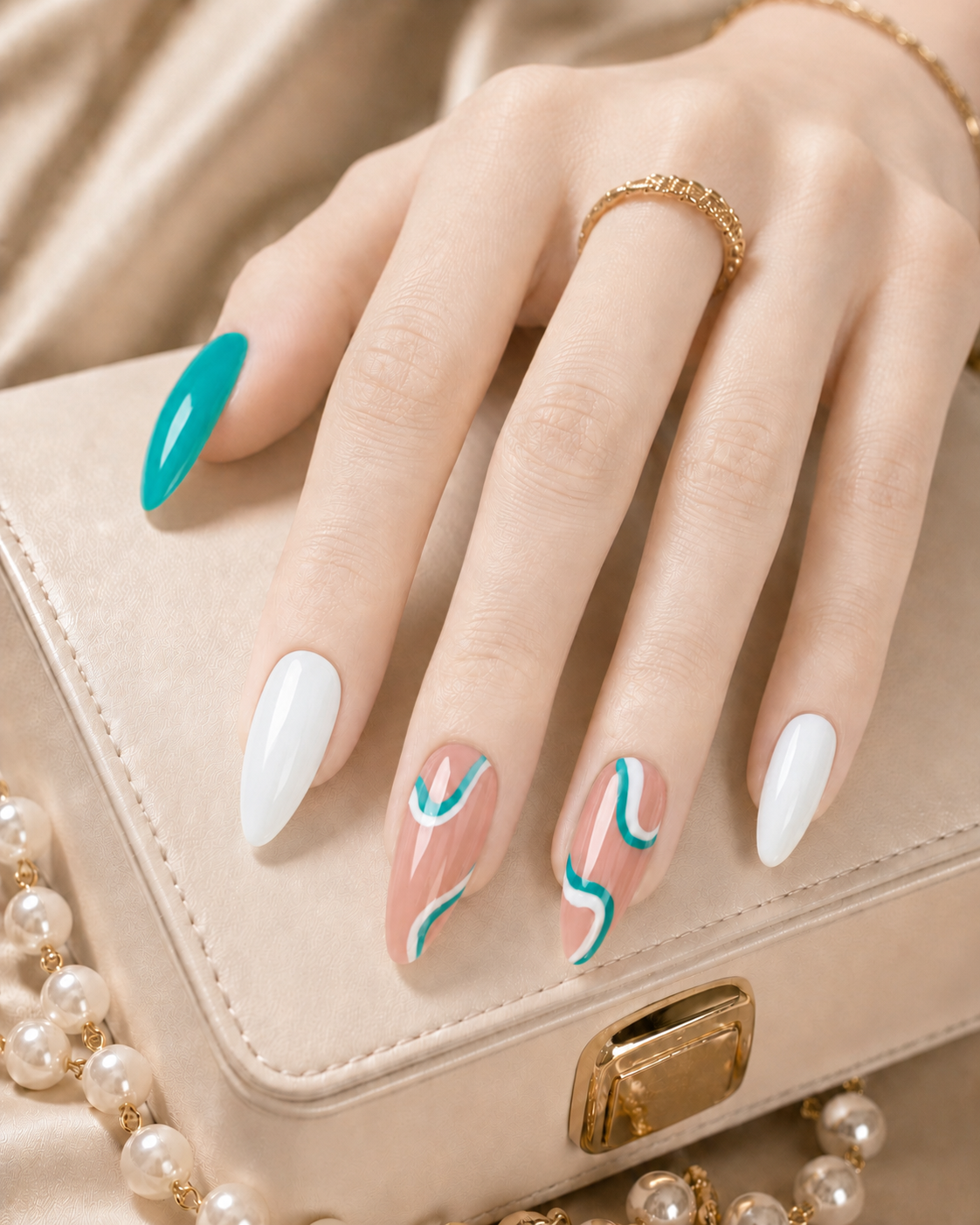 Press-on Nails Peach Tide