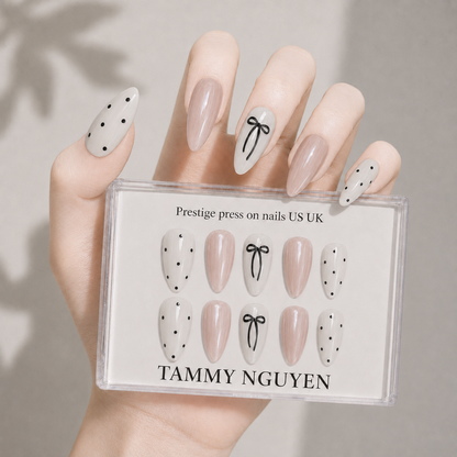 Press-on Nails Milky Ribbon