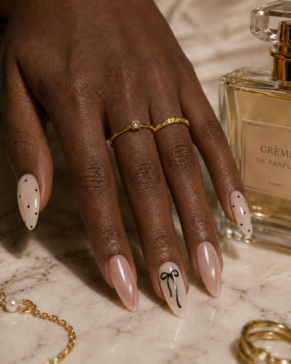 Press-on Nails Milky Ribbon