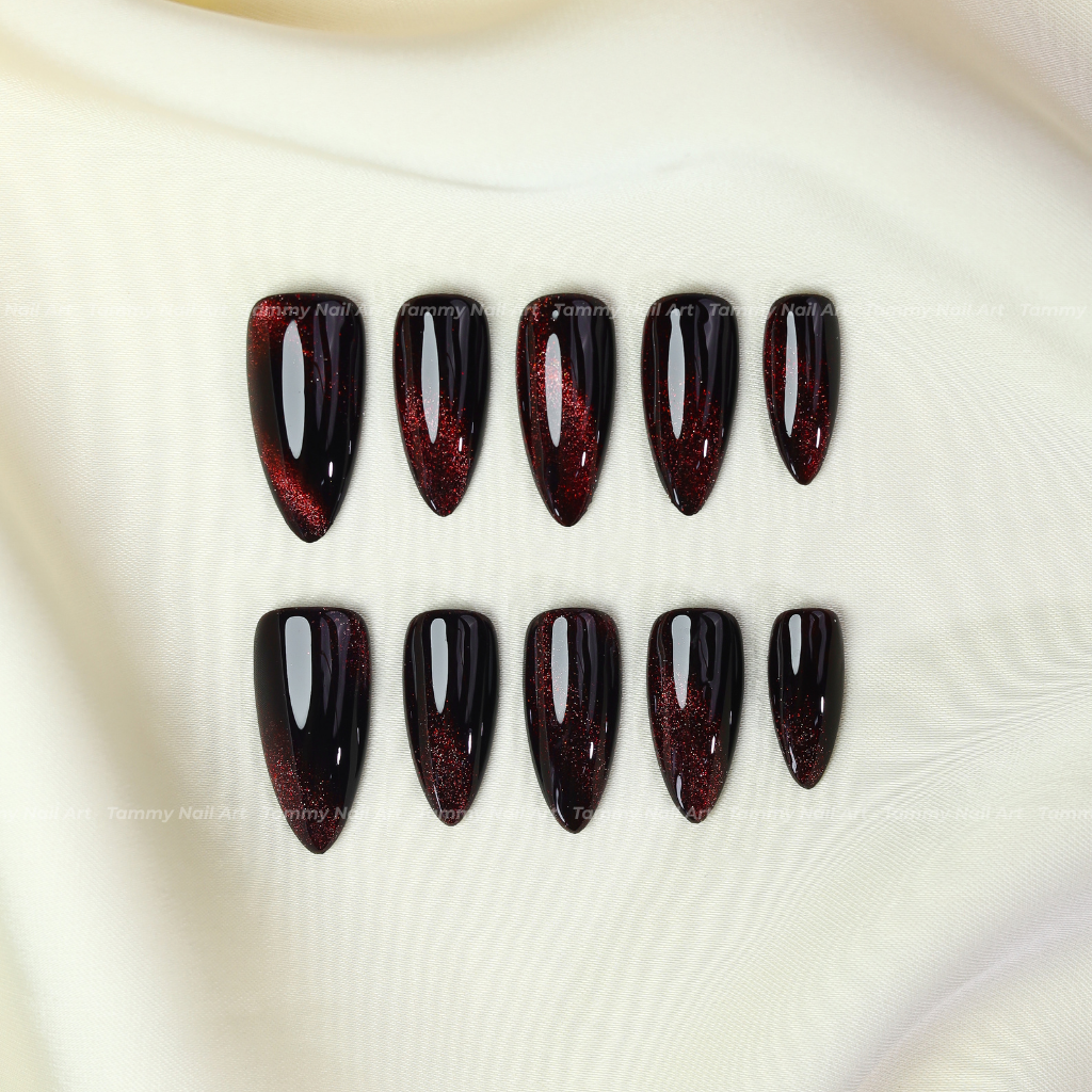 Press-on Nails Crimson Eclipse