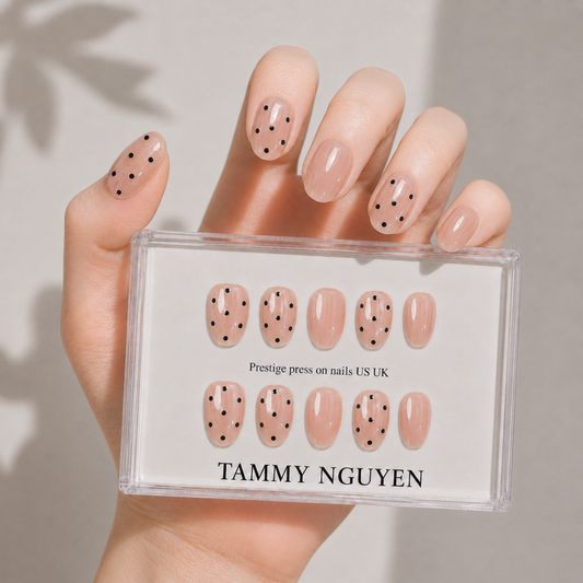 Press-on Nails Pinky Polka