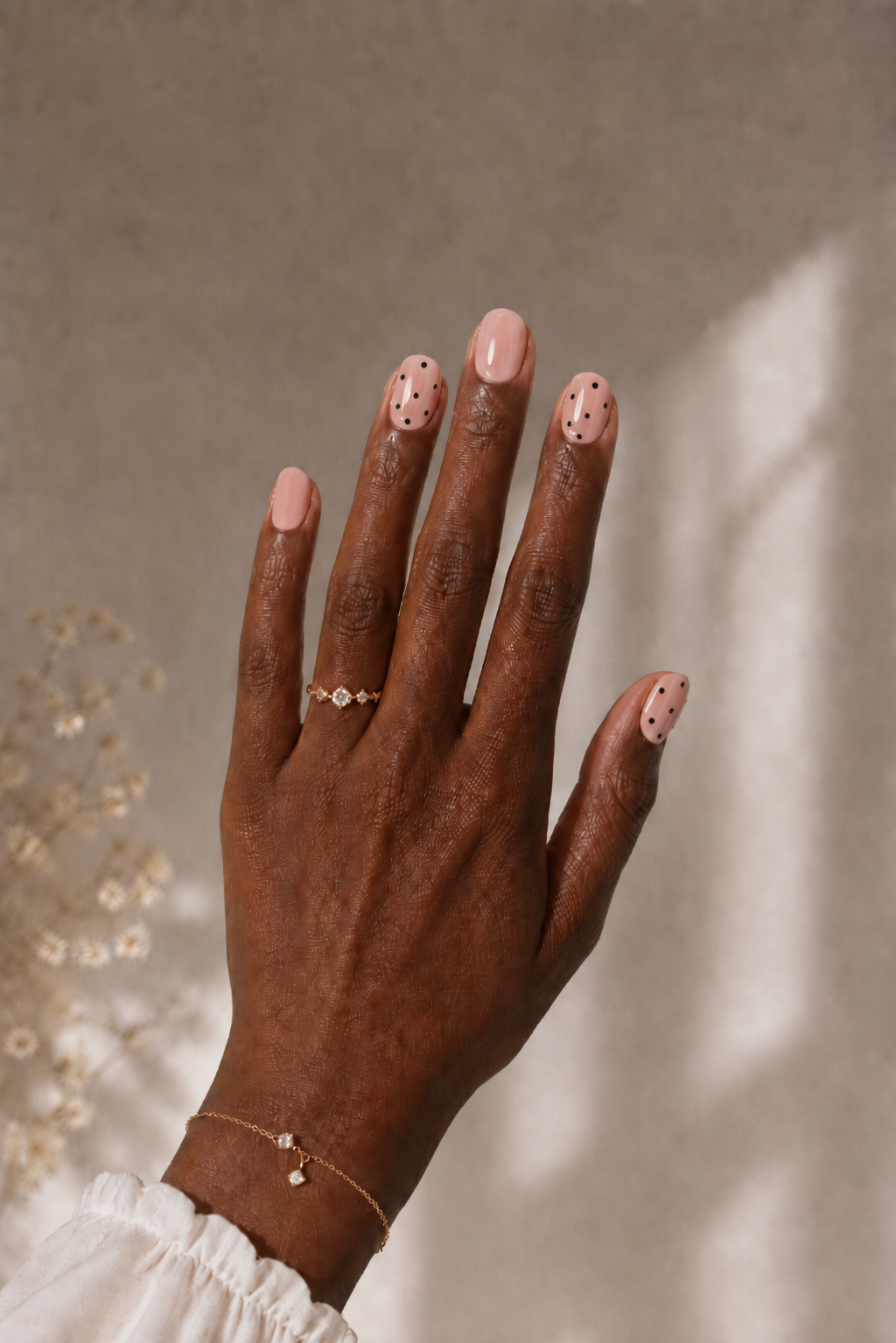 Press-on Nails Pinky Polka