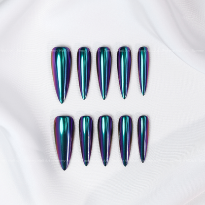 Press-on Nails Cyber Siren