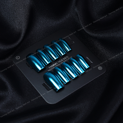 Press-on Nails Cyber Abyss