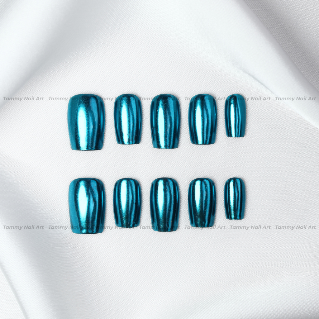 Press-on Nails Cyber Teal