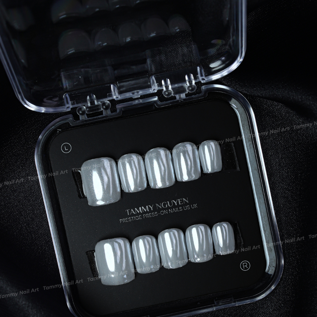 Press-on Nails Milky Angel