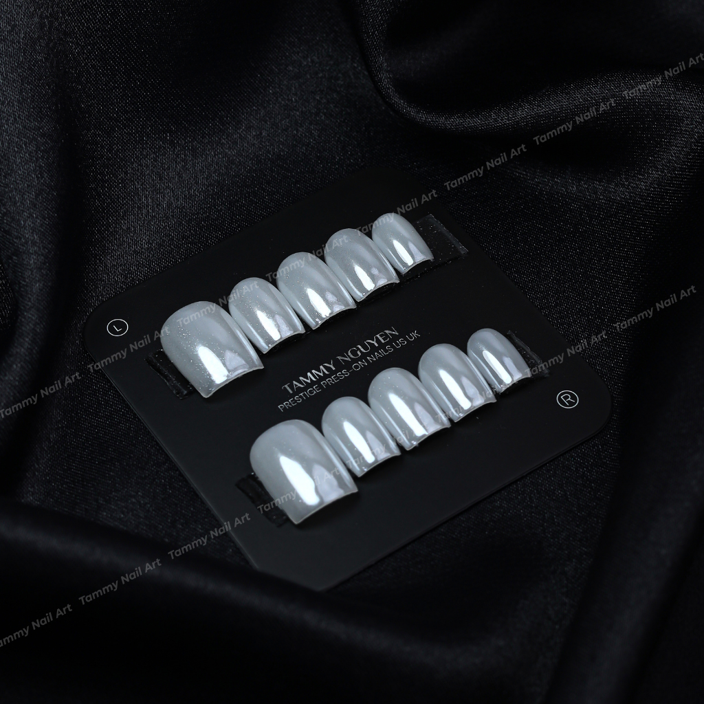 Press-on Nails Milky Angel