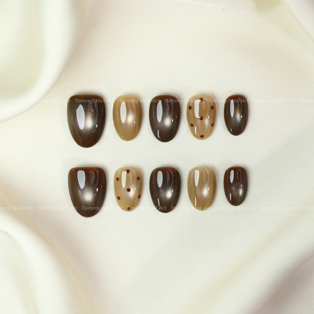 Press-on Nails Baby Latte