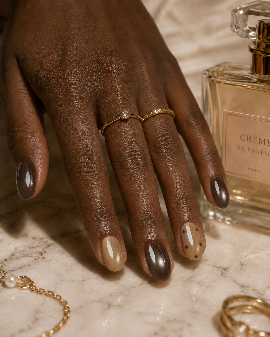 Press-on Nails Baby Latte