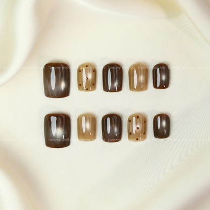 Press-on Nails Baby Mocha