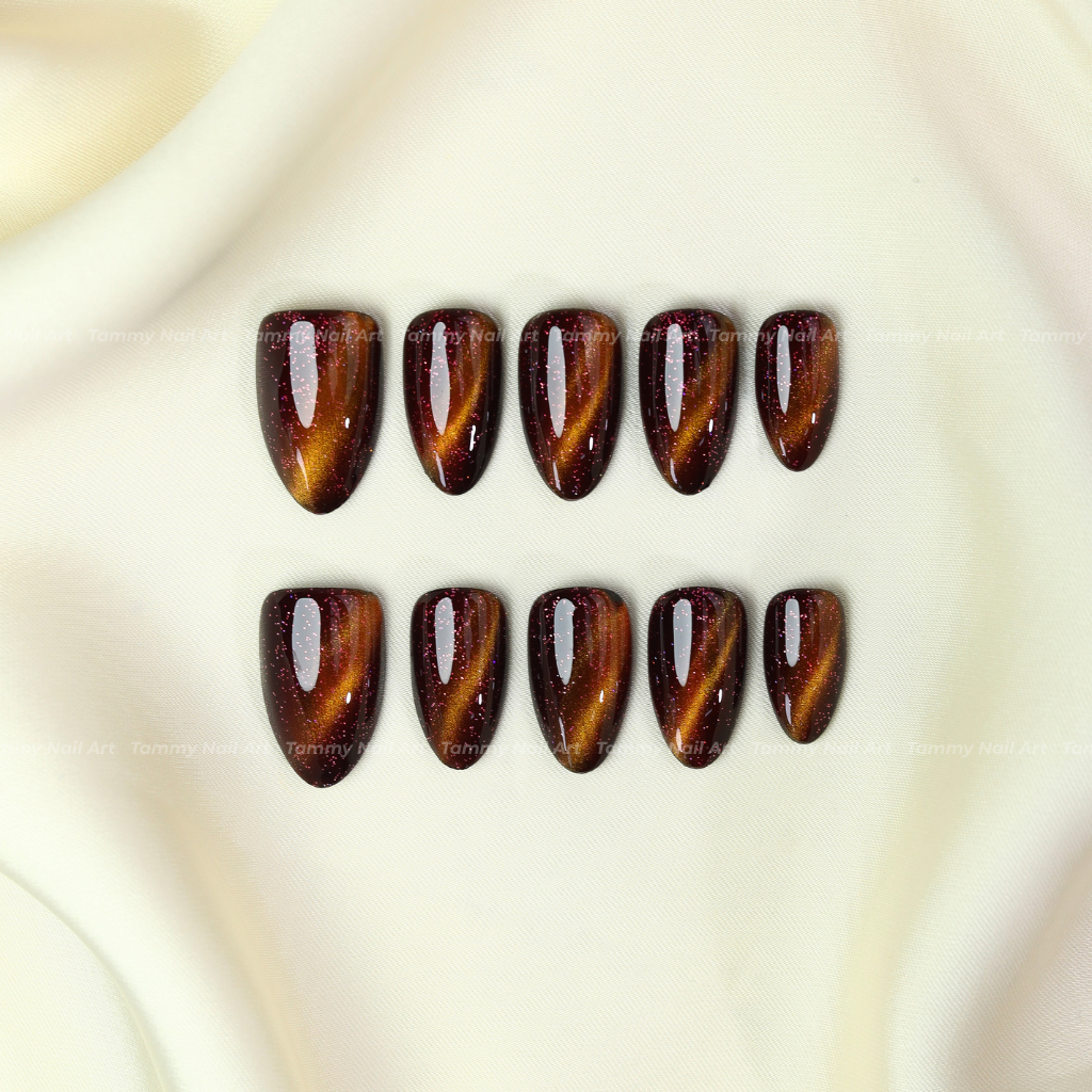 Press-on Nails Amber Eclipse