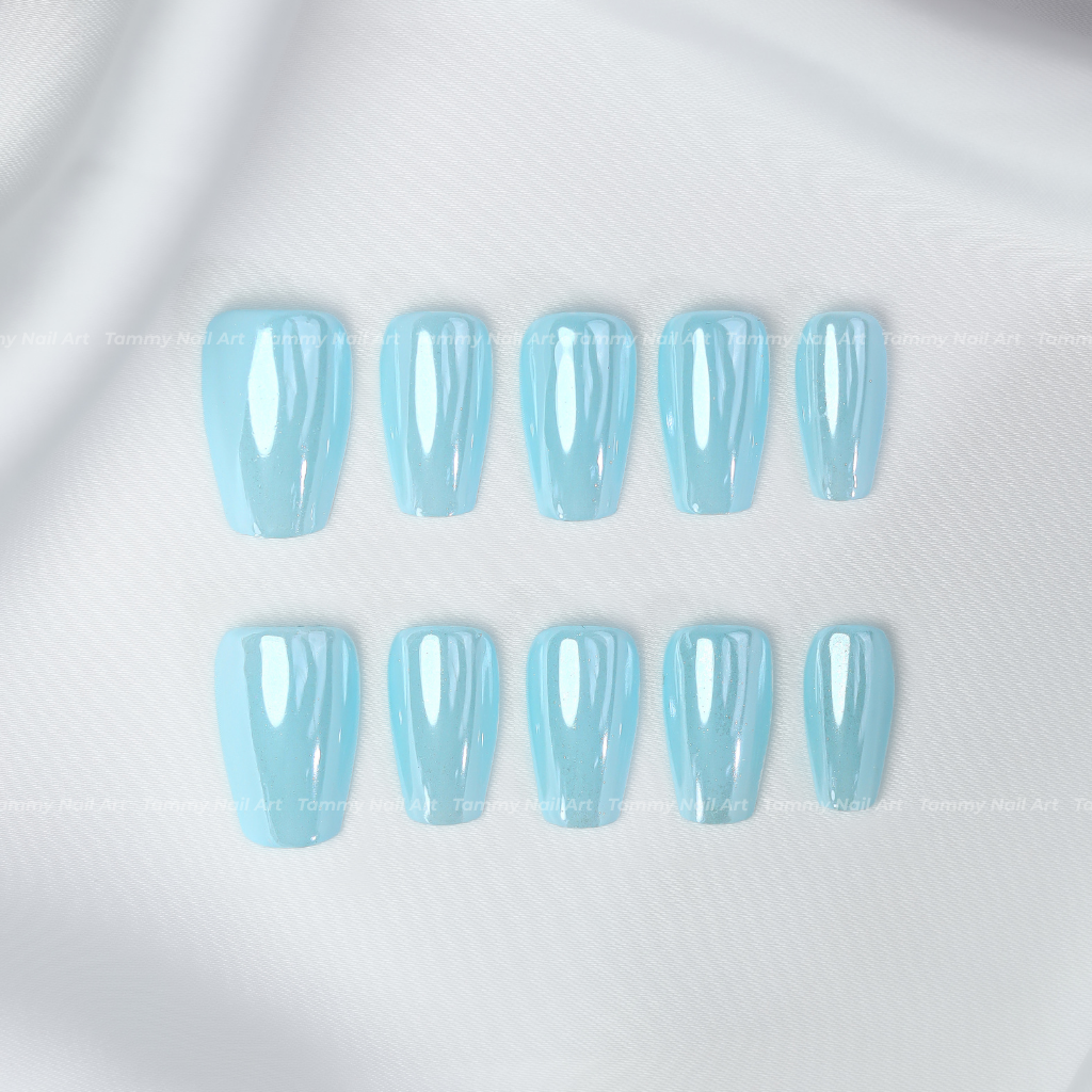 Press-on Nails Ocean Pearl