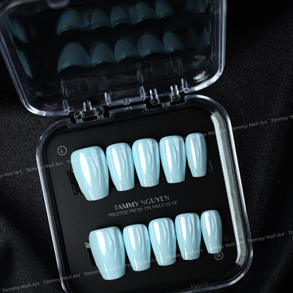 Press-on Nails Ocean Pearl