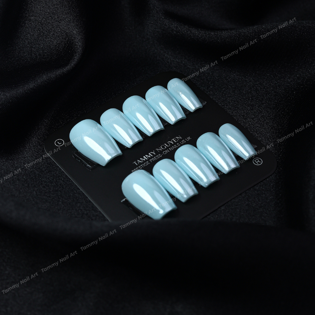 Press-on Nails Ocean Pearl