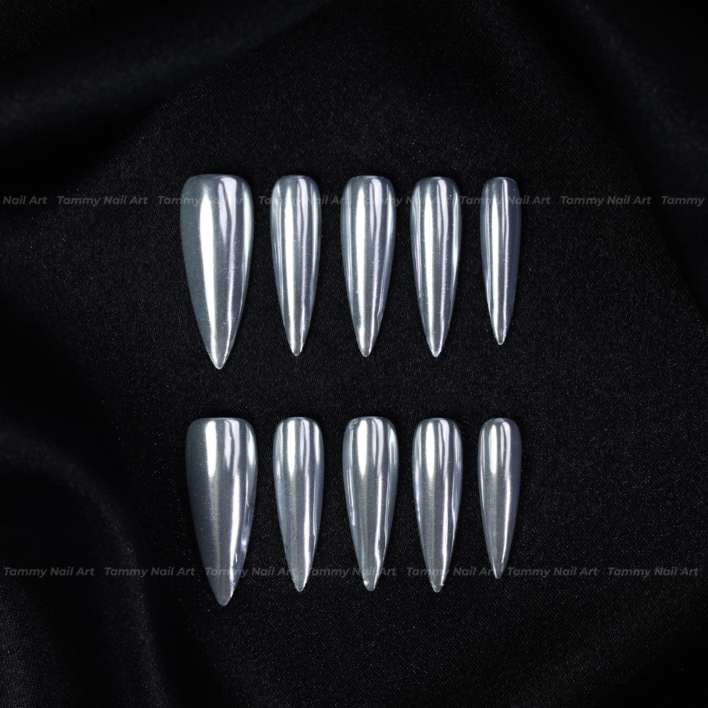 Press-on Nails Gothic Glitch