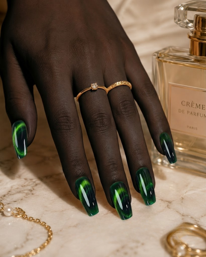 Press-on Nails Aurora Green