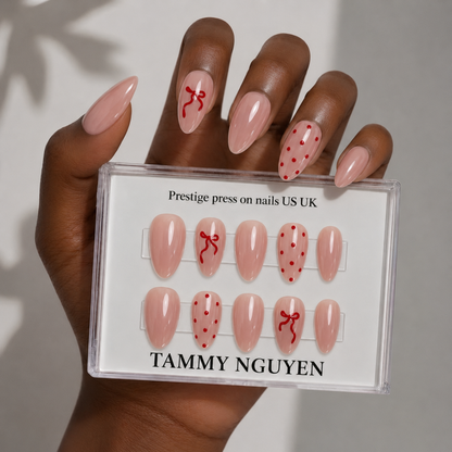 Press-on Nails Cupid Bow