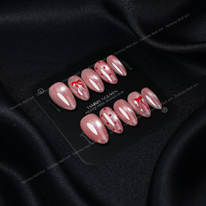 Press-on Nails Cupid Bow