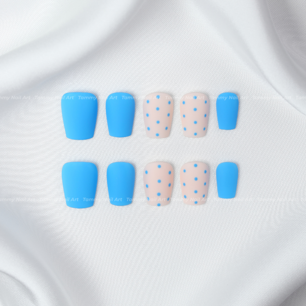 Press-on Nails Sky Dot