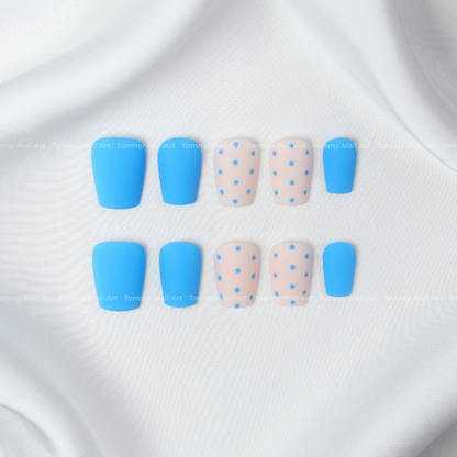 Press-on Nails Sky Dot