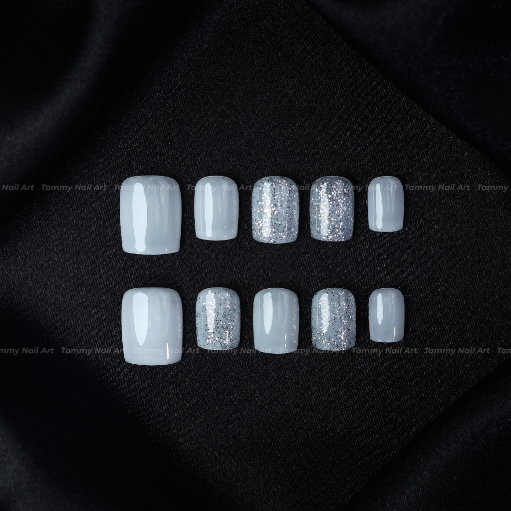 Press-on Nails Shimmering Pearl
