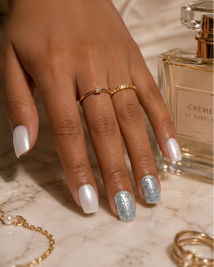 Press-on Nails Shimmering Pearl