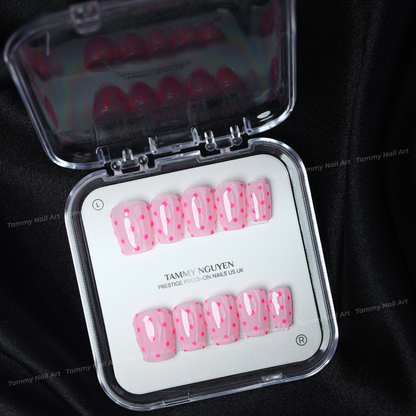 Press-on Nails Pink Dottie