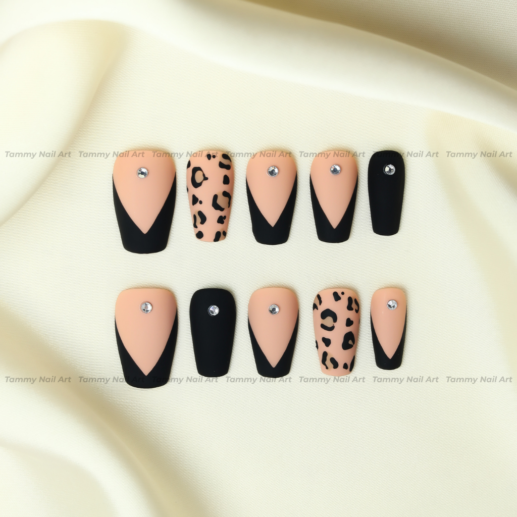 Press-on Nails Leopard Luxe