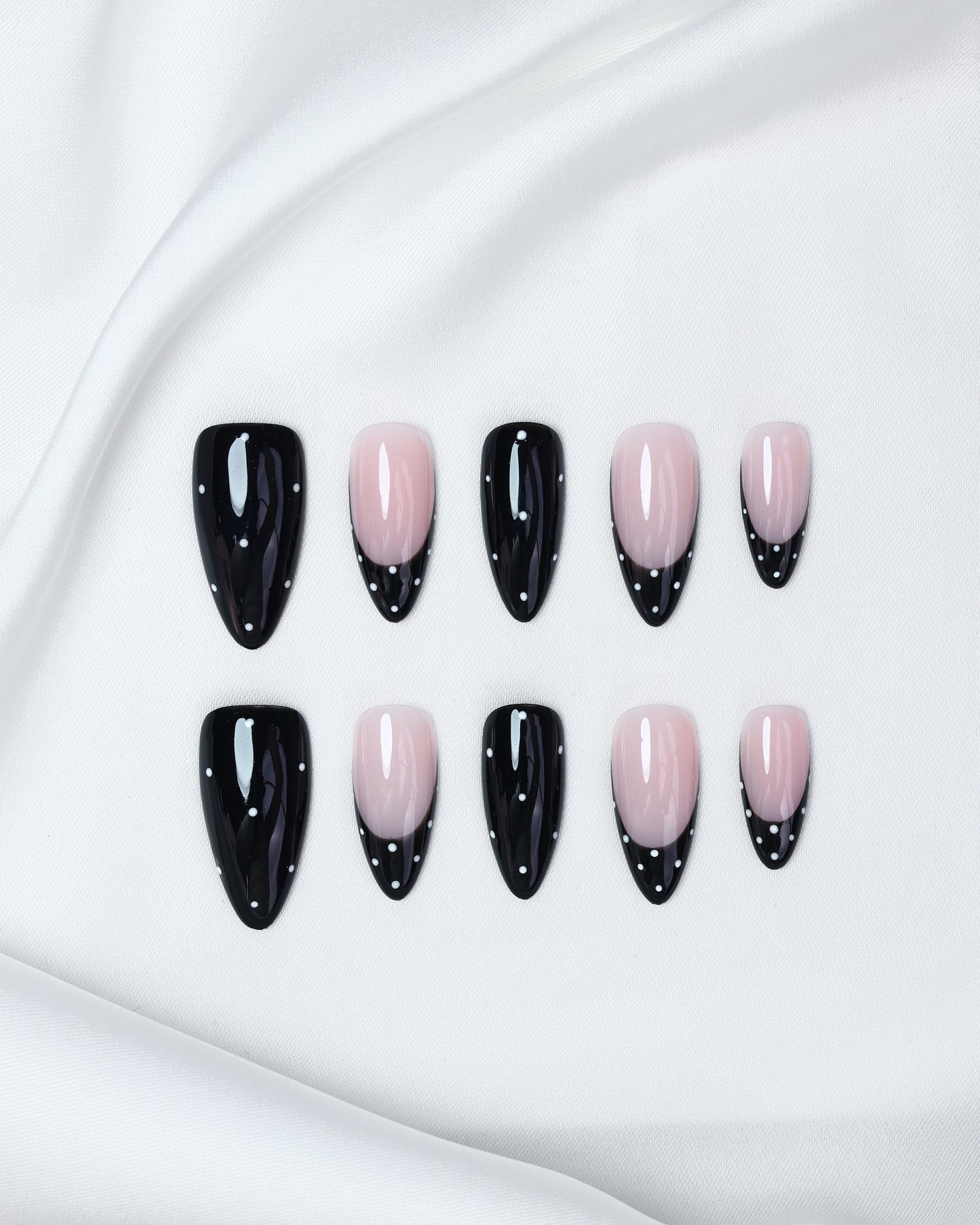 Press On Nail Pretty Polka Dot