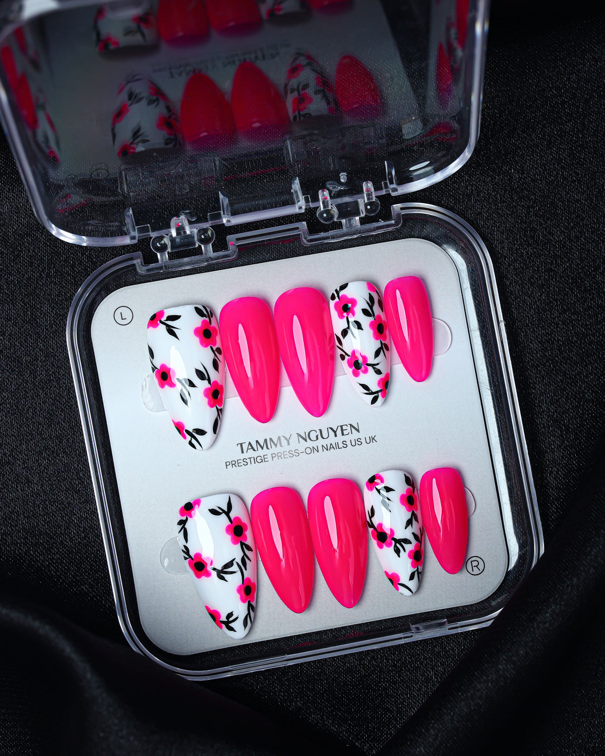 Press On Nail Pink Flower