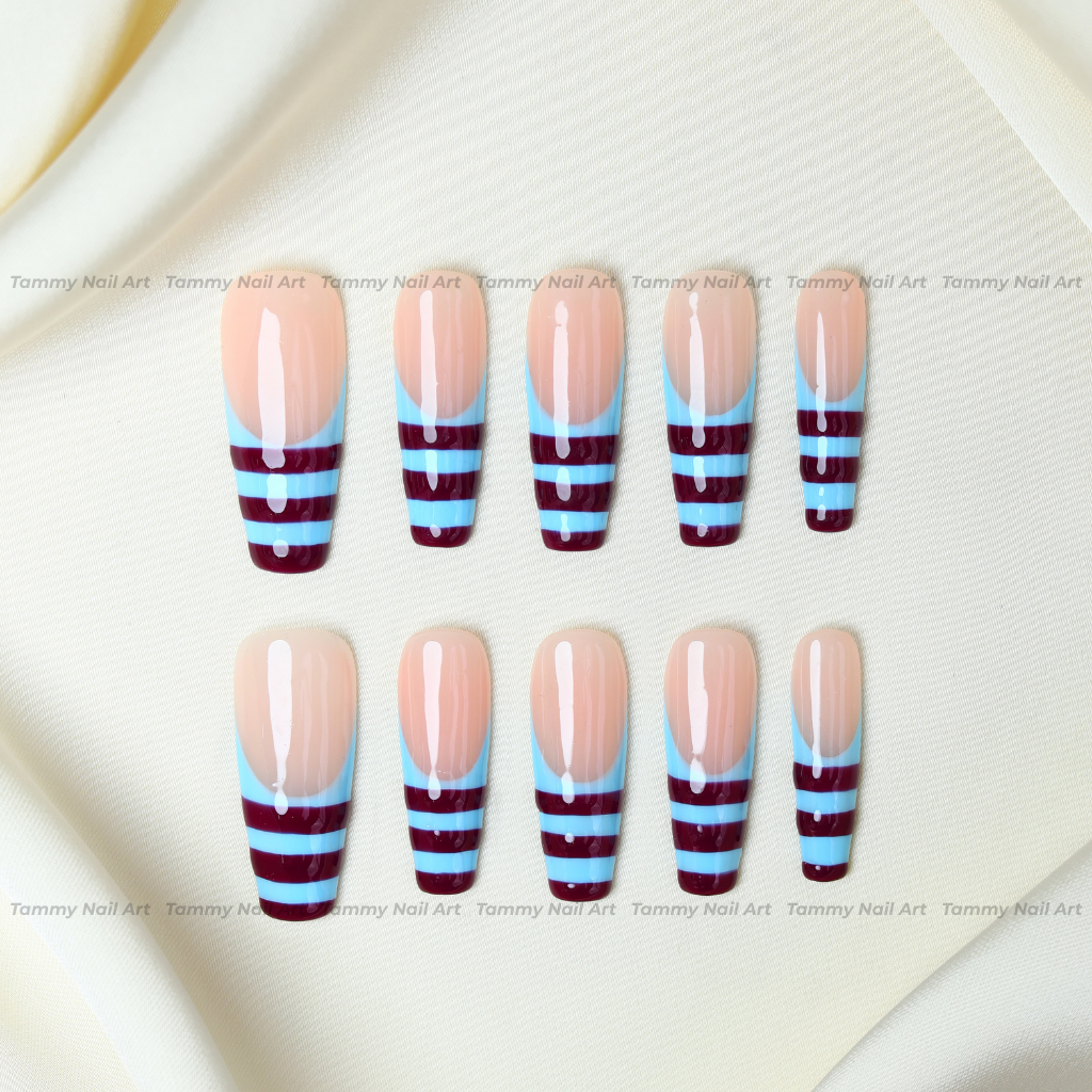 Press-on Nails Sweet Lines