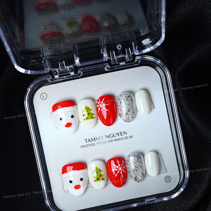 Press-on Nails Santa Magic