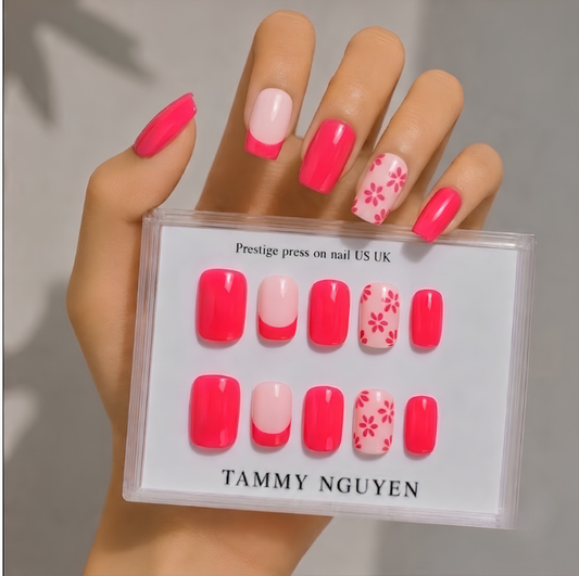 Press-on Nails Sweet Bloom