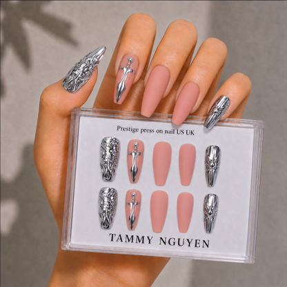 Press-on Nails Silver Rebel