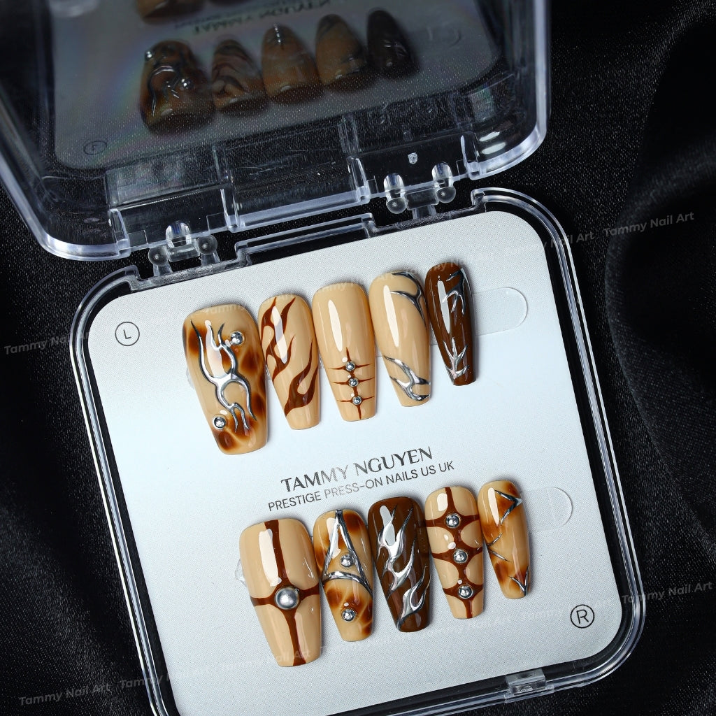 Press-on Nails Brown Flame