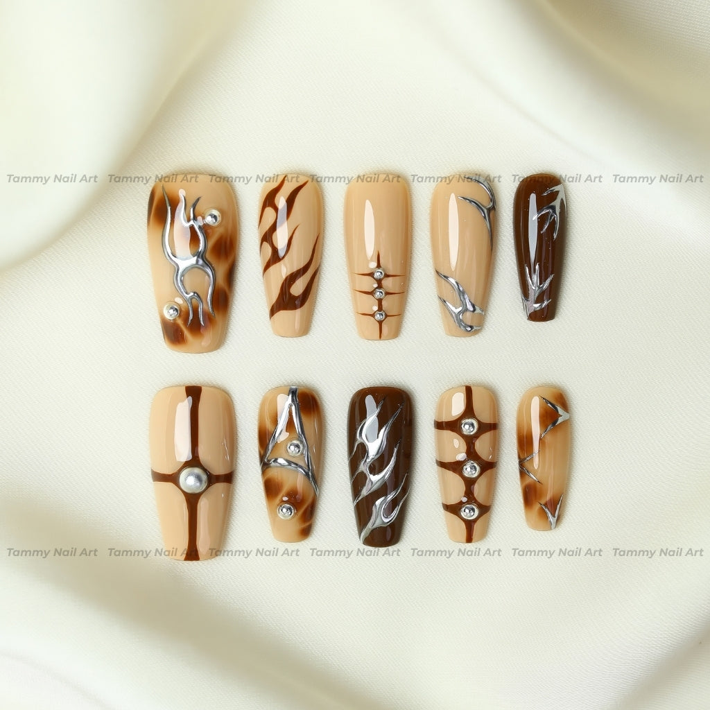 Press-on Nails Brown Flame