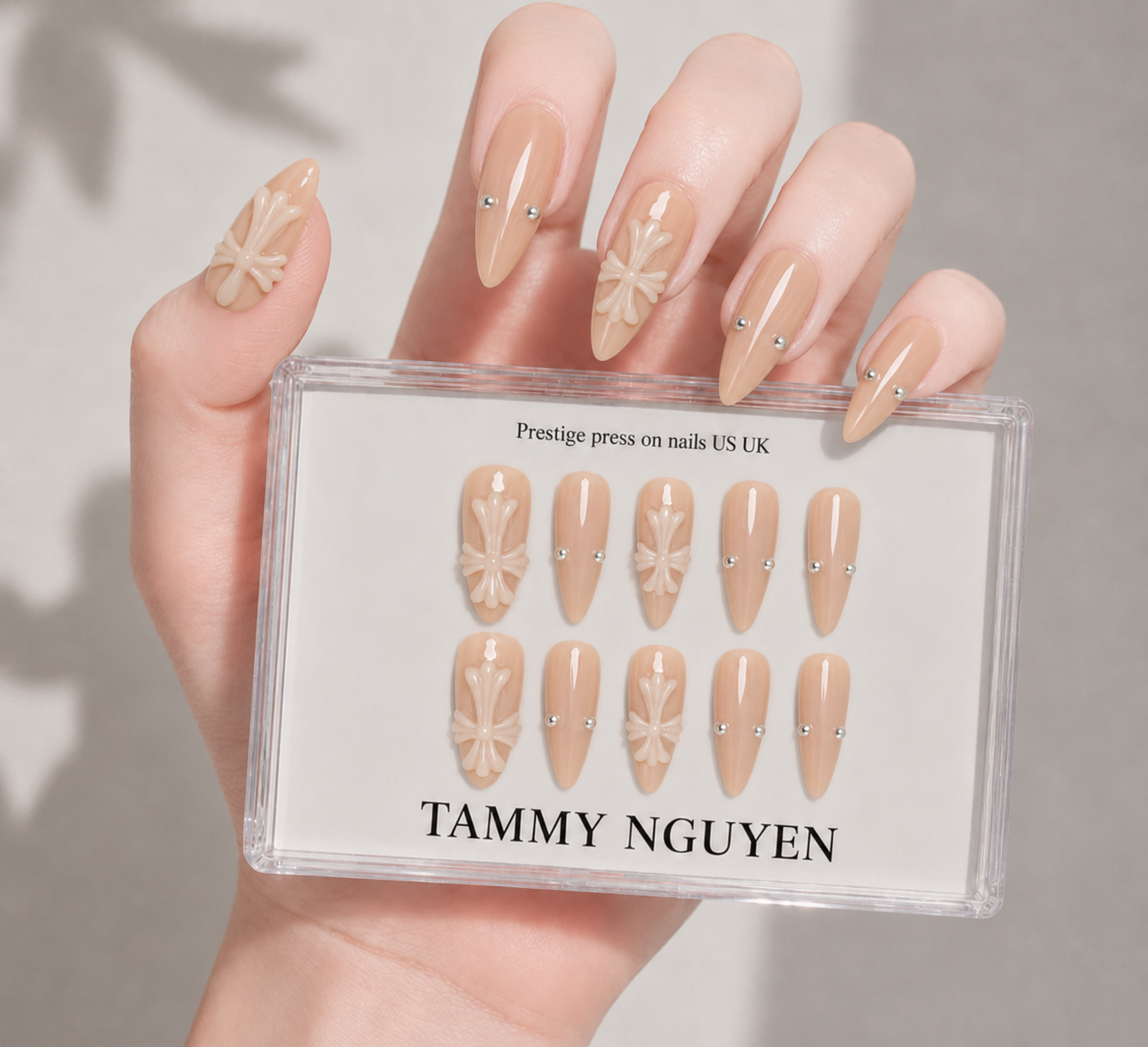 Press-on Nails Pearl Cross