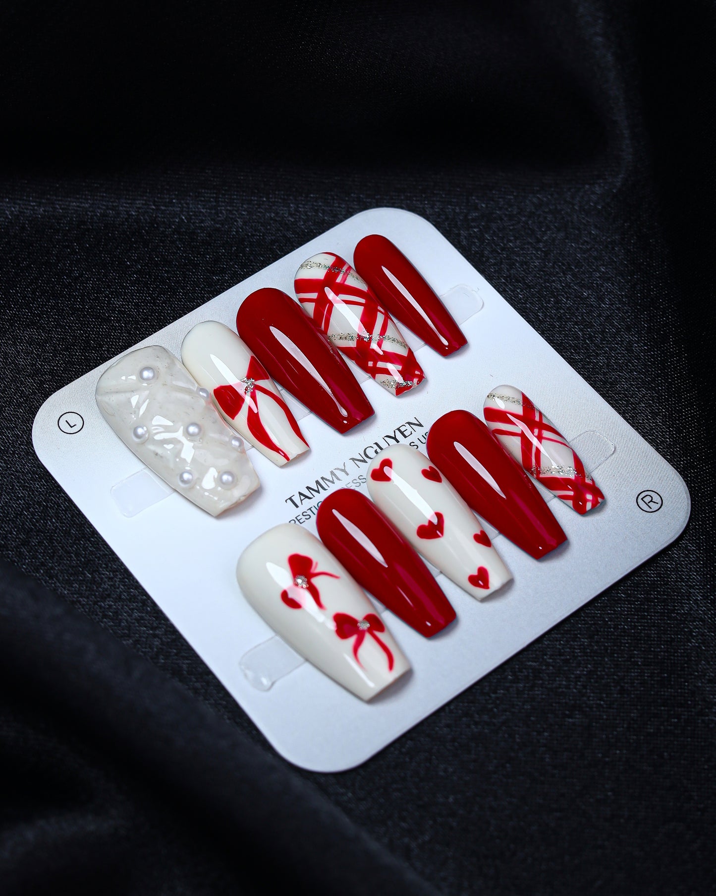 Press On Nail Scarlet Ribbon