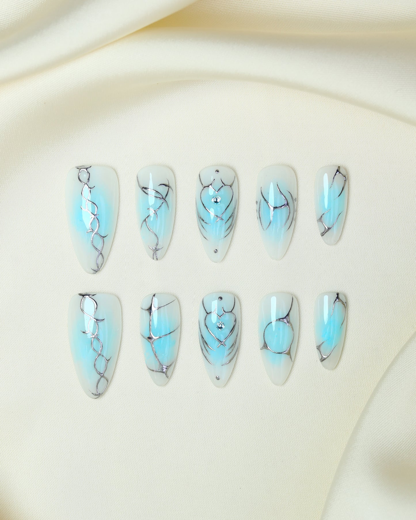 Press On Nail Y2K Blue Aura 3D Chrome