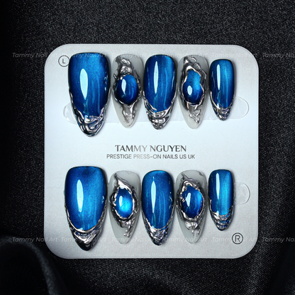Press On Nail Y2K Ocean Chrome