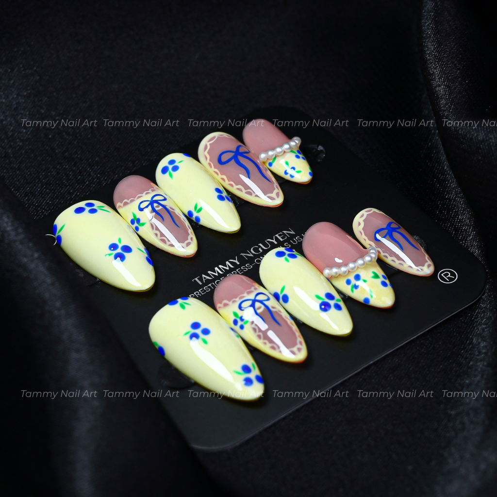 Press On Nail Sweet Blueberry Bows
