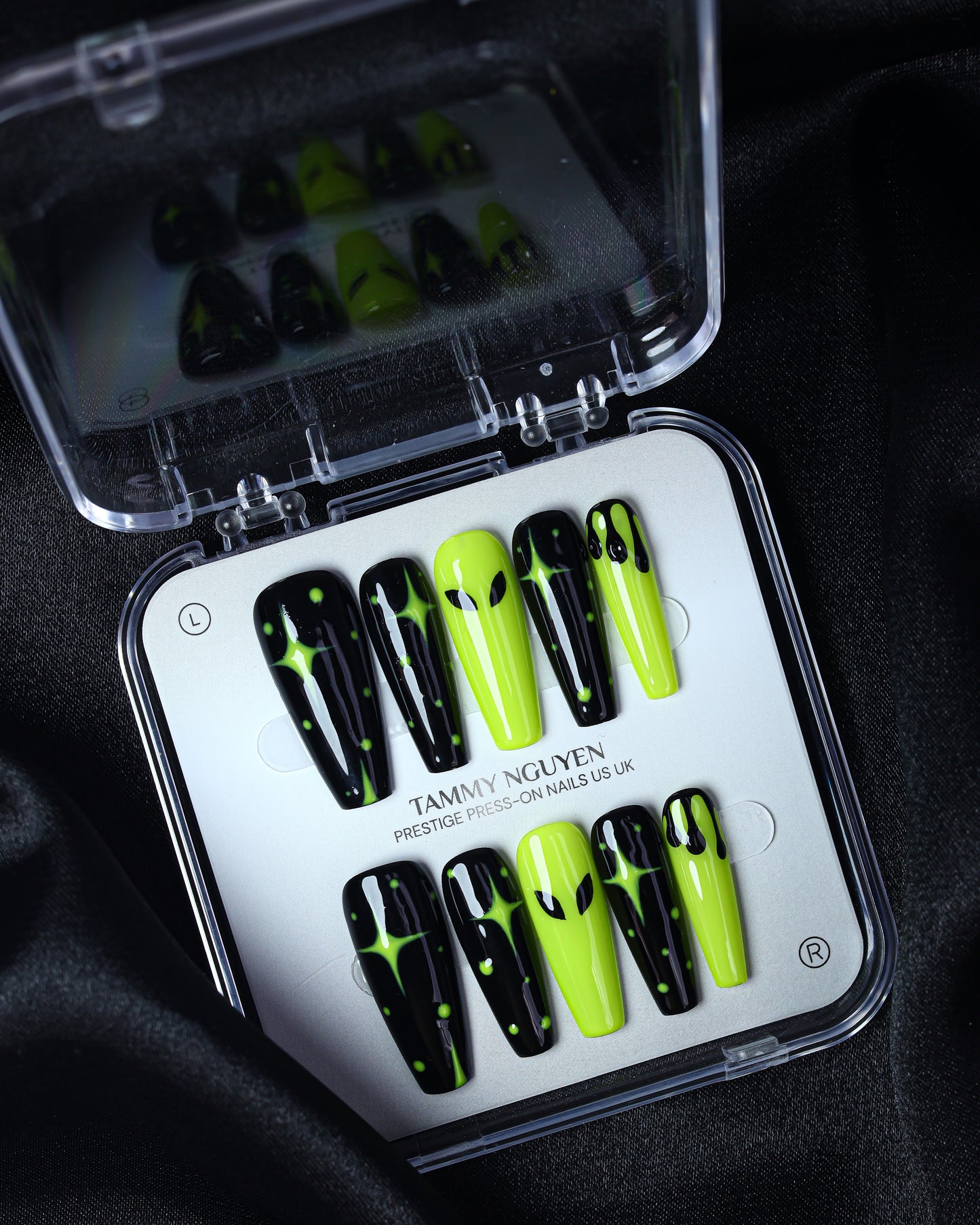 Press On Nail Y2K Neon Alien Star