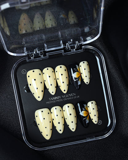 Press On Nail Black Floral Polka Dot